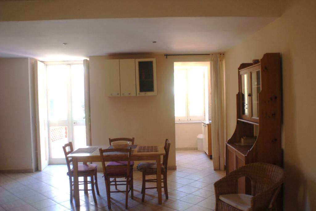 Villino Castellano Apartments Meta Quarto foto